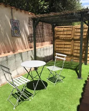 Independant Pres Cap Canaille Avec Terrasse ラシオタ